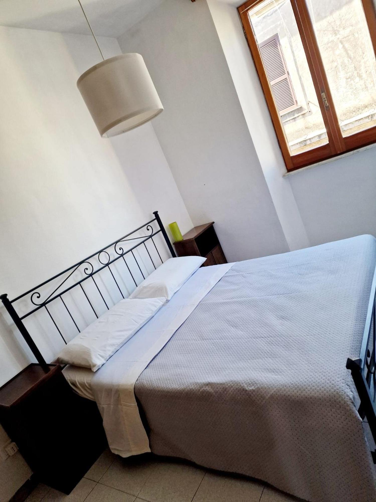 Appartamento-Castro Pretorio Rome Exterior photo