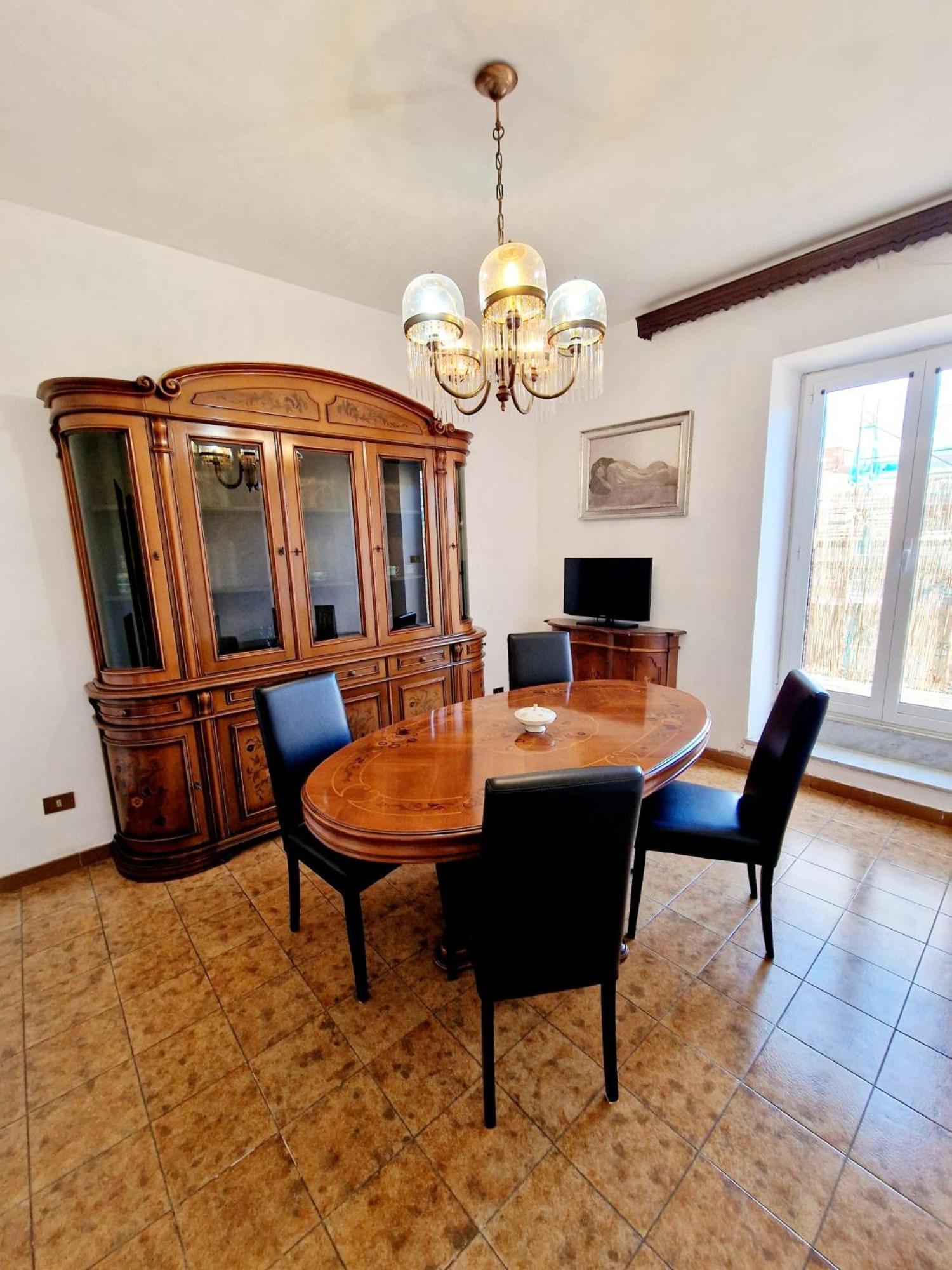 Appartamento-Castro Pretorio Rome Exterior photo